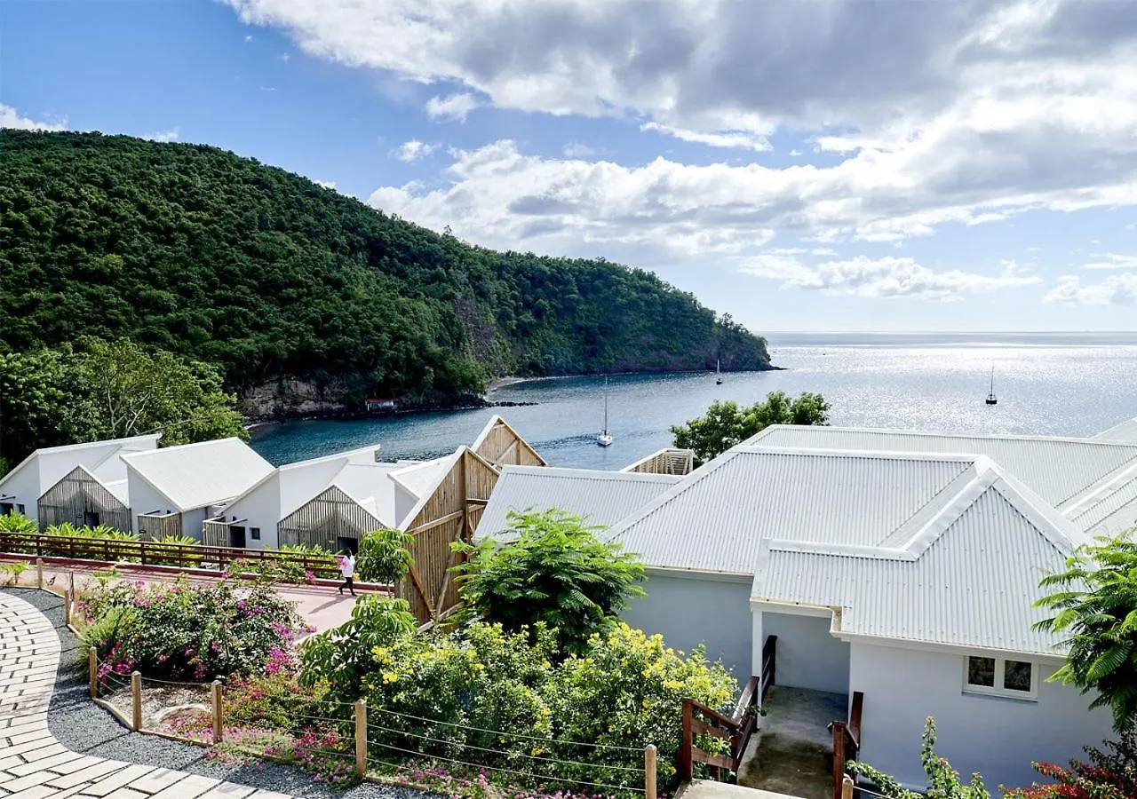 Hotel Les Galets Rouges Lodges & Spa Bouillante